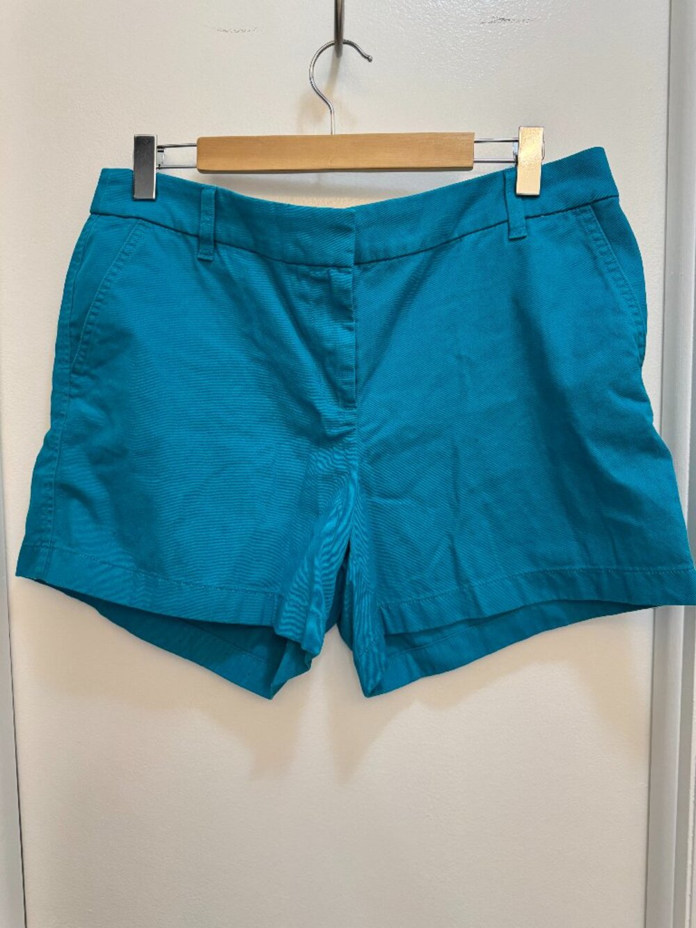 J.Crew Women 3.5"" classic chino short